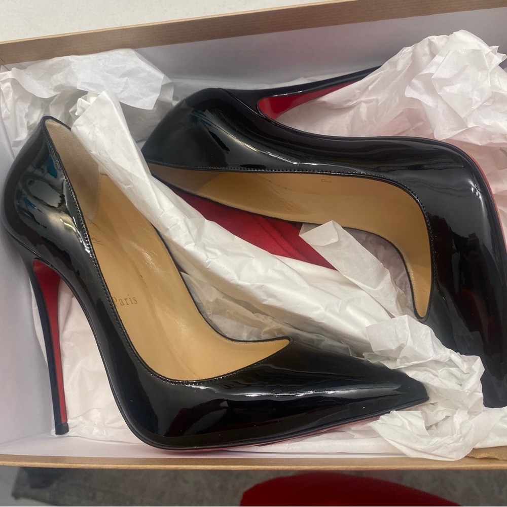Black So Kate Louboutins- worn once